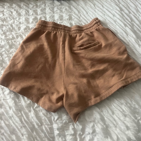 PINK VS sweat shorts - Picture 2 of 3